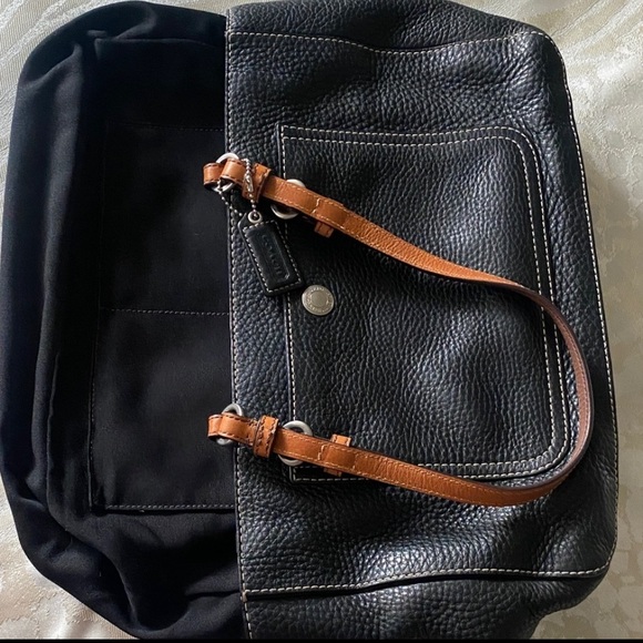 Vintage Coach Tote in pebbled leather - Picture 5 of 11